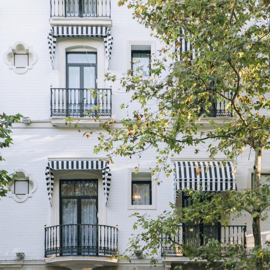 Petit Palace Puerta De Triana Siviglia Esterno foto